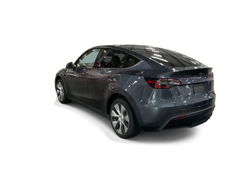 Certified 2023 Tesla Model Y Long Range AWD/4WD image 4