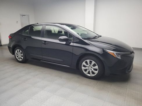 Used 2023 Toyota Corolla LE FWD image 11