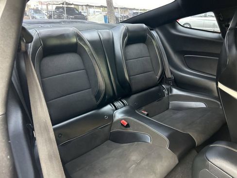 Used 2020 Ford Mustang Shelby GT500 w/ Technology Package image 31