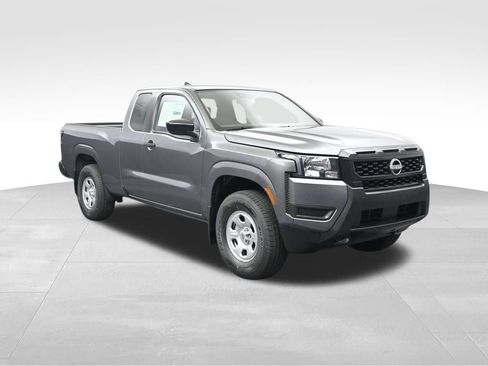 Used 2025 Nissan Frontier S AWD/4WD image 5