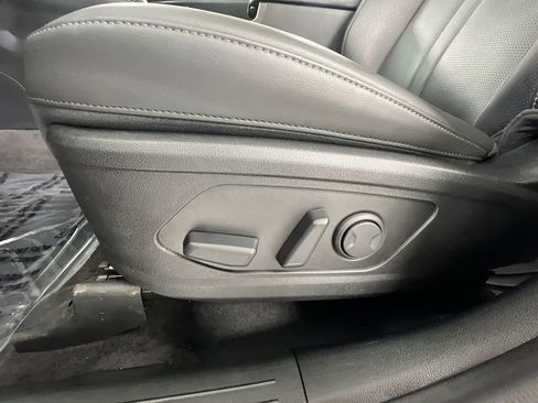 Used 2025 Kia Sorento S AWD/4WD image 27