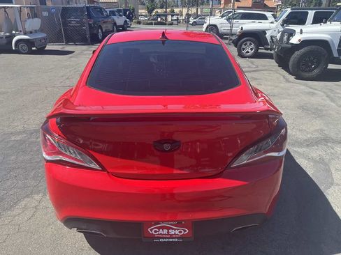 Used 2013 Hyundai Genesis 2.0T RWD image 6