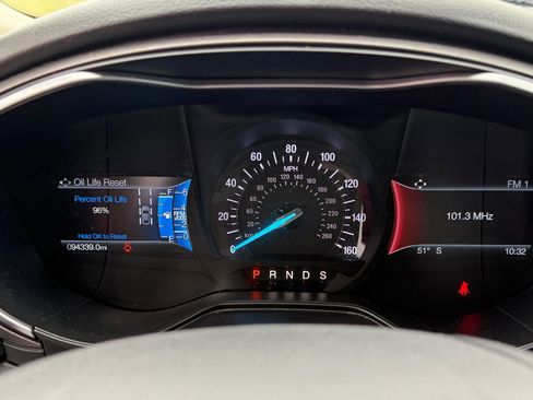 Certified 2019 Ford Fusion SE AWD/4WD image 30