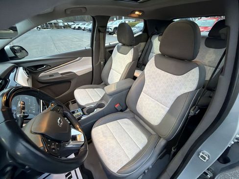 Used 2022 Chevrolet Bolt EUV Premier w/ Launch Edition image 20