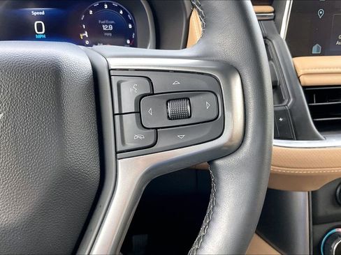 Used 2024 Chevrolet Tahoe Premier AWD/4WD image 19