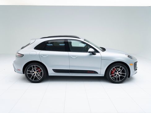 New 2026 Porsche Macan S image 8