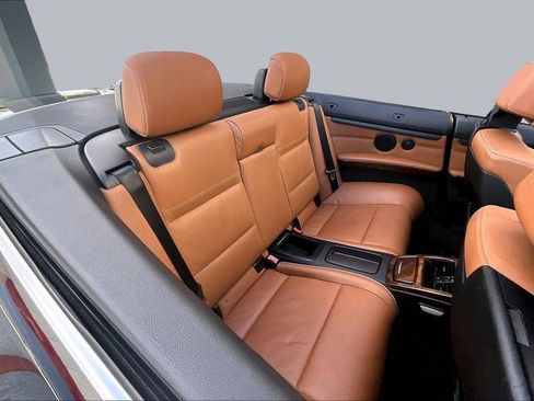 Used 2009 BMW 335i Convertible image 25