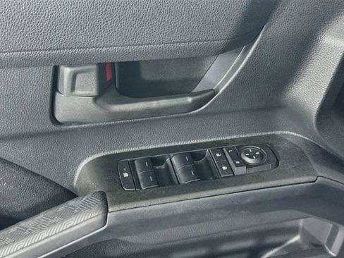 Certified 2025 Toyota 4Runner SR5 AWD/4WD image 19