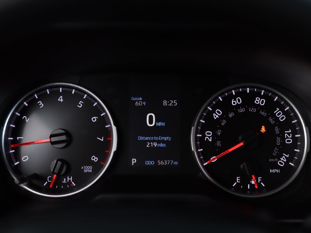Used 2021 Toyota RAV4 LE AWD/4WD image 11