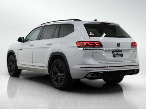 Used 2021 Volkswagen Atlas SE w/ Panoramic Sunroof Package image 4
