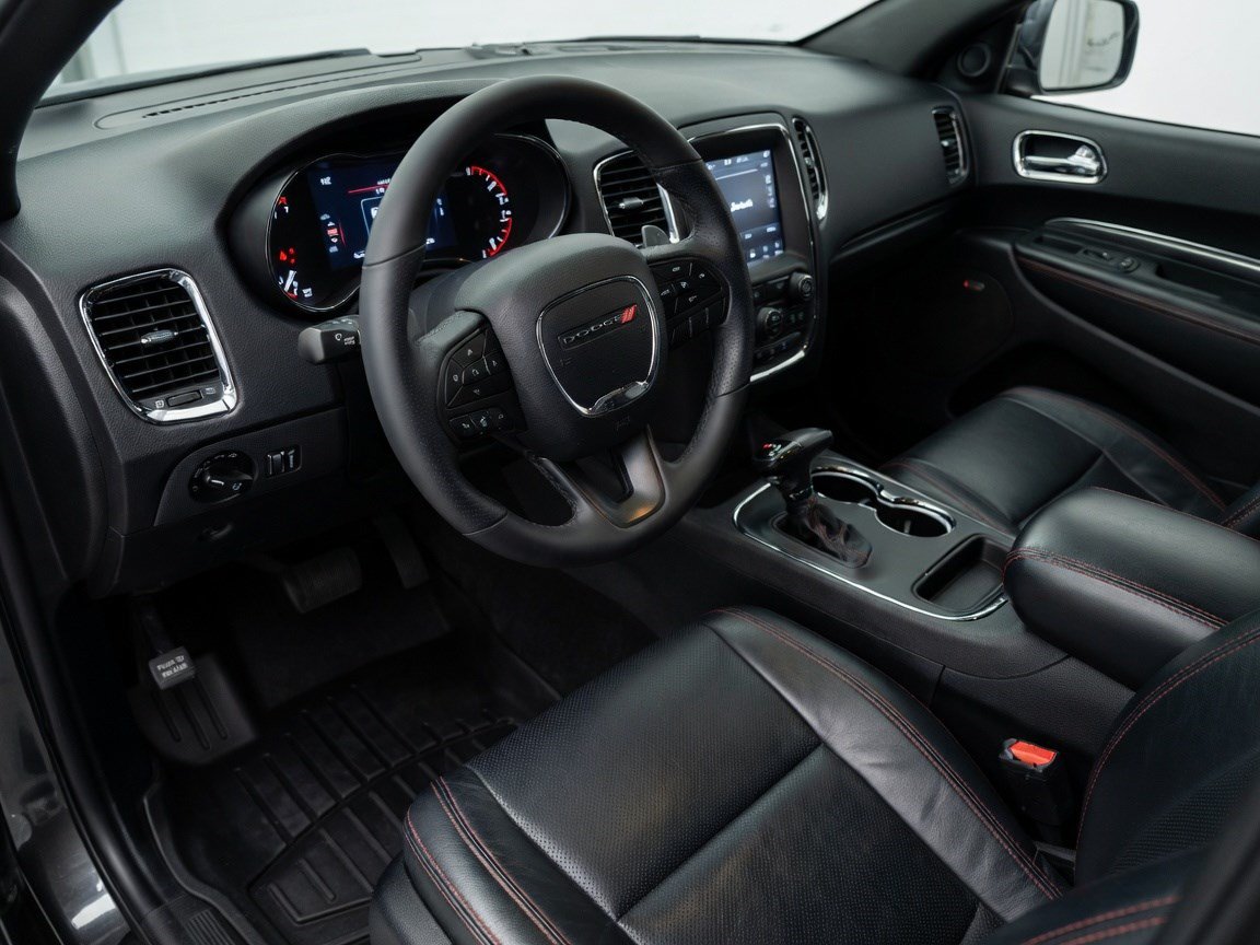 Used 2018 Dodge Durango R/T w/ Blacktop Package RWD image 7
