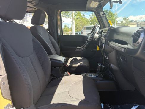 Used 2013 Jeep Wrangler Sport AWD/4WD image 31
