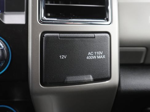 Used 2019 Ford F350 Lariat w/ Chrome Package image 40