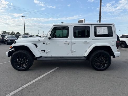 Used 2021 Jeep Wrangler Unlimited Sahara AWD/4WD image 4