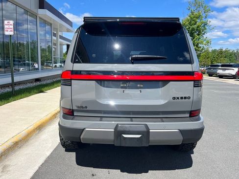 Used 2024 Lexus GX 550 AWD/4WD image 8