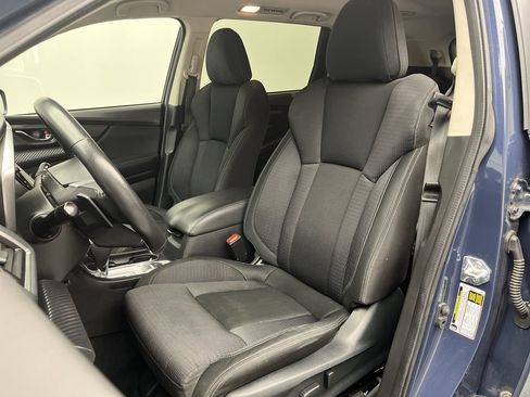 Used 2023 Subaru Ascent Premium w/ Convenience Package image 8
