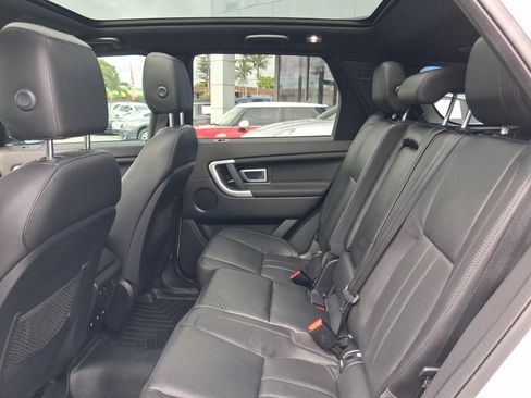 Used 2017 Land Rover Discovery Sport HSE AWD/4WD image 25
