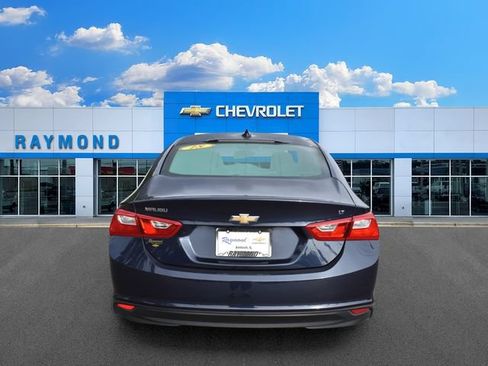Certified 2018 Chevrolet Malibu LT FWD image 5