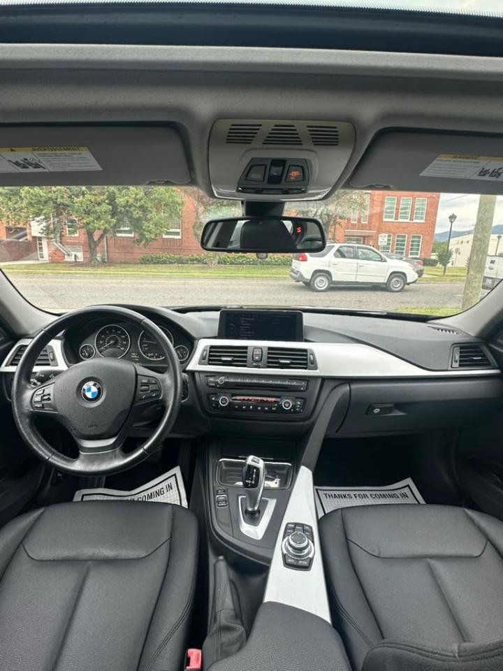 Used 2013 BMW 328i xDrive Sedan AWD/4WD image 23
