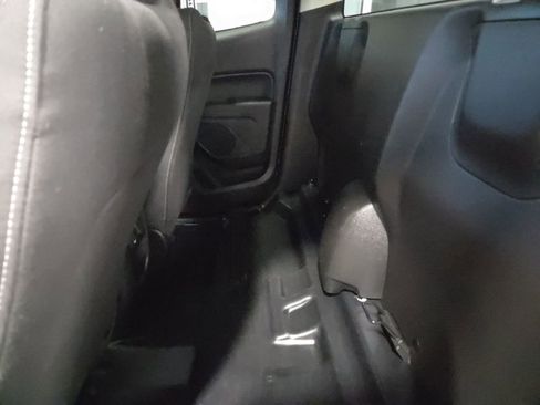 Used 2022 Chevrolet Colorado LT w/ Fleet Safety Package image 13