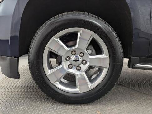 Used 2018 Chevrolet Suburban Premier image 29