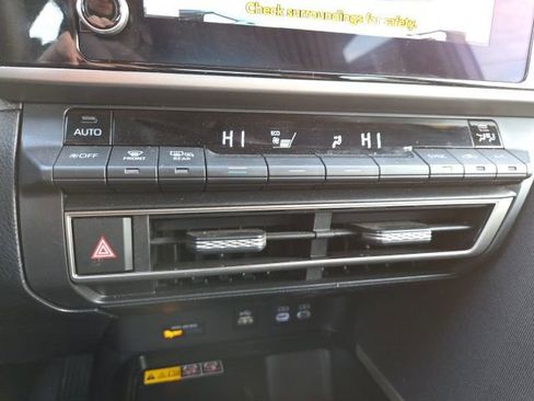 Used 2025 Toyota Camry LE image 16