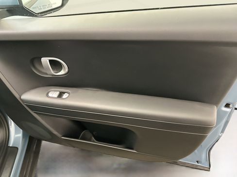 Used 2023 Hyundai Ioniq 5 SE image 33