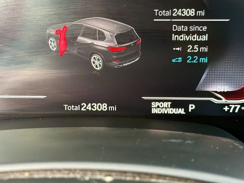 Used 2022 BMW X5 xDrive45e w/ Luxury Seating Package image 41