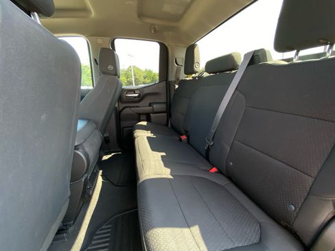 Used 2021 Chevrolet Silverado 1500 Custom w/ Safety Confidence Package AWD/4WD image 10