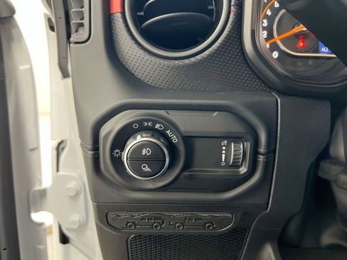 New 2026 Jeep Gladiator Mojave AWD/4WD image 12