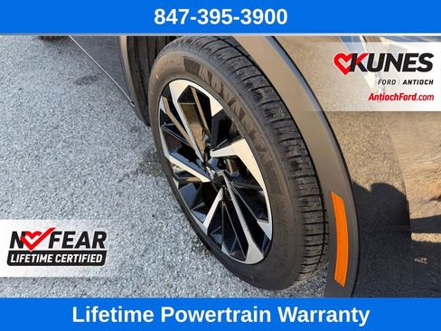 Used 2024 Mitsubishi Outlander SE image 13