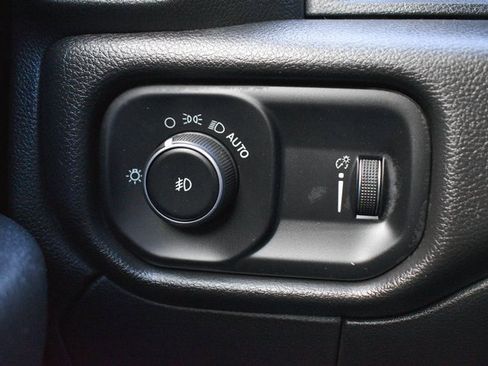 Used 2022 RAM 5500 Tradesman w/ Chrome Appearance Group image 14