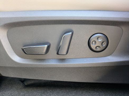 New 2026 INFINITI QX60 Luxe w/ Family Package image 22