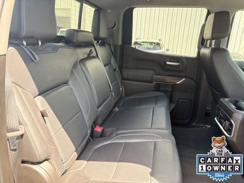 Used 2021 GMC Sierra 1500 SLT RWD image 11