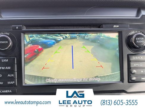 Used 2017 Nissan Titan SV AWD/4WD image 18