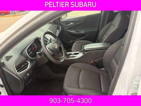 Used 2024 Chevrolet Malibu LT image 6