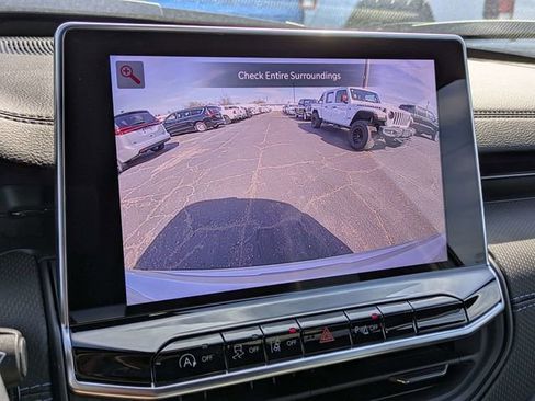 New 2026 Jeep Compass Limited w/ Sun, Sound & Navigation Group AWD/4WD image 22
