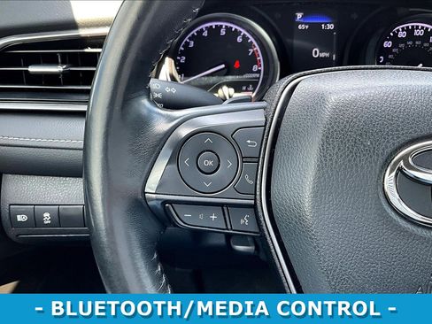 Used 2023 Toyota Camry SE image 11