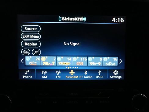 Used 2022 Nissan Frontier SV w/ Technology Package image 9