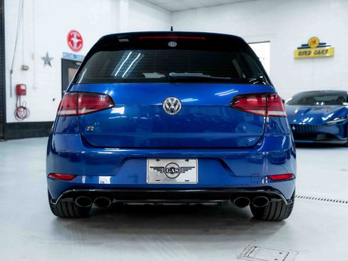 Used 2018 Volkswagen Golf R 4-Door image 8