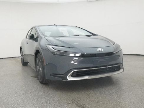 New 2026 Toyota Prius Plug-In Hybrid FWD image 34