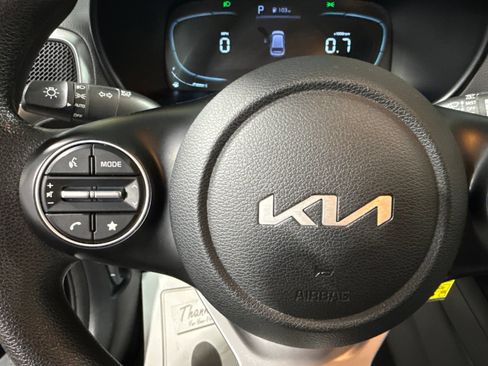 Used 2024 Kia Soul LX w/ Option Group 015 FWD image 34