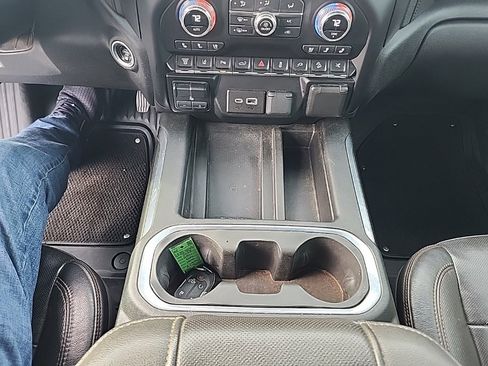 Used 2023 GMC Sierra 2500 AT4 w/ AT4 Preferred Package image 29