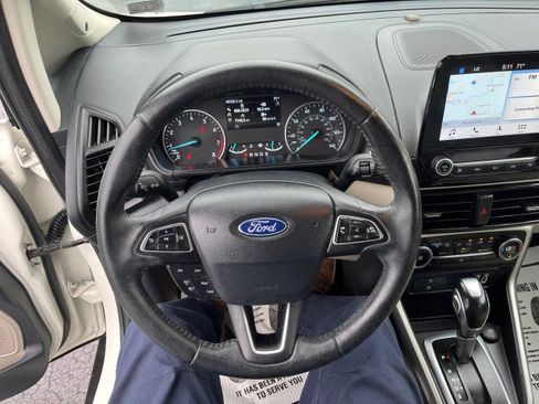 Used 2019 Ford EcoSport Titanium AWD/4WD image 18