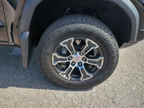 Certified 2023 GMC Canyon AT4 w/ AT4 Premium Package image 34