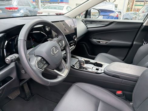 Used 2025 Lexus NX 350h AWD w/ Cold Area Package image 6
