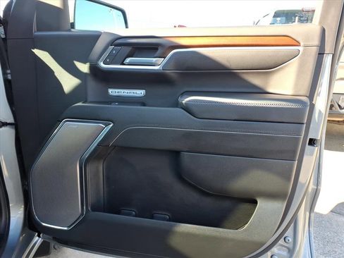 Used 2024 GMC Sierra 1500 Denali w/ Denali Reserve Package image 13