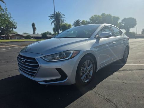 Used 2018 Hyundai Elantra SEL FWD image 9