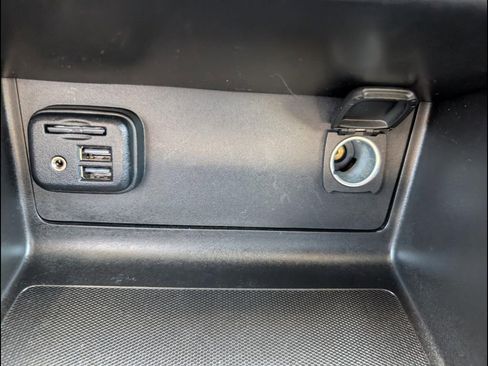 Used 2021 Chevrolet Colorado Z71 w/ Safety Package image 20