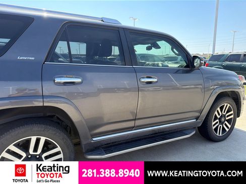 Used 2021 Toyota 4Runner Limited AWD/4WD image 2